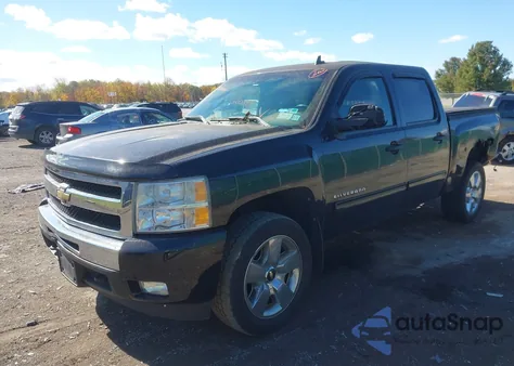 2011 Chevrolet Silverado 1500 Lt z USA, uszkodzony, nr VIN 1GCPKSE3XBF238395